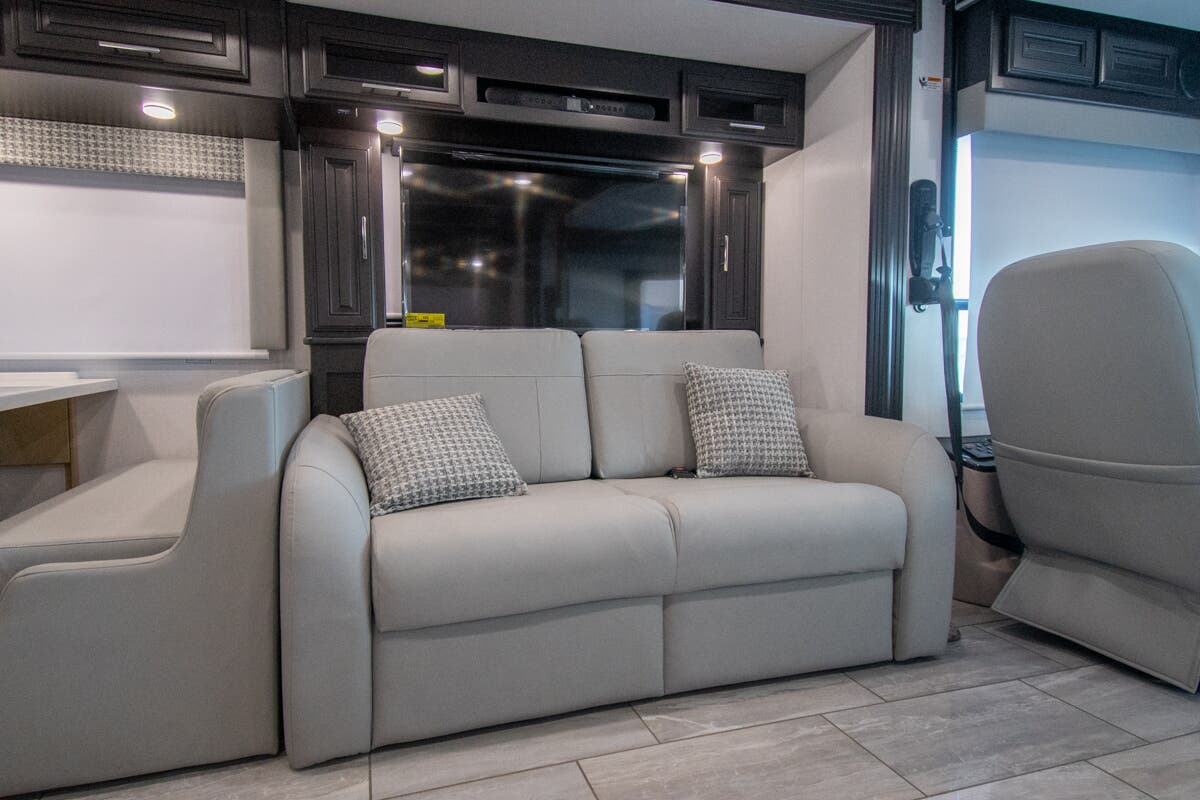 Bus-Stuff.com Class A Rv For Sale