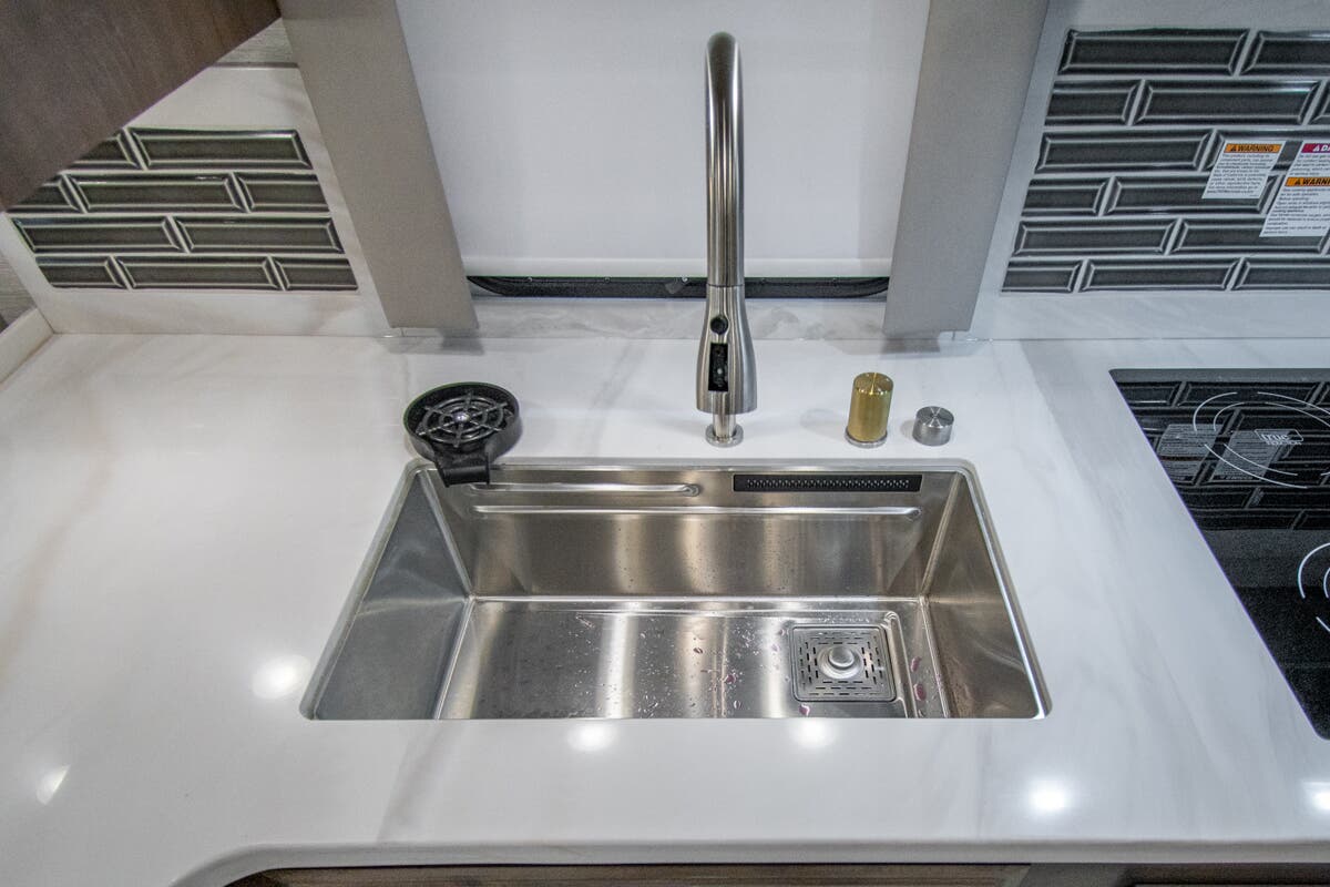 Bus-Stuff.com Class A Rv For Sale