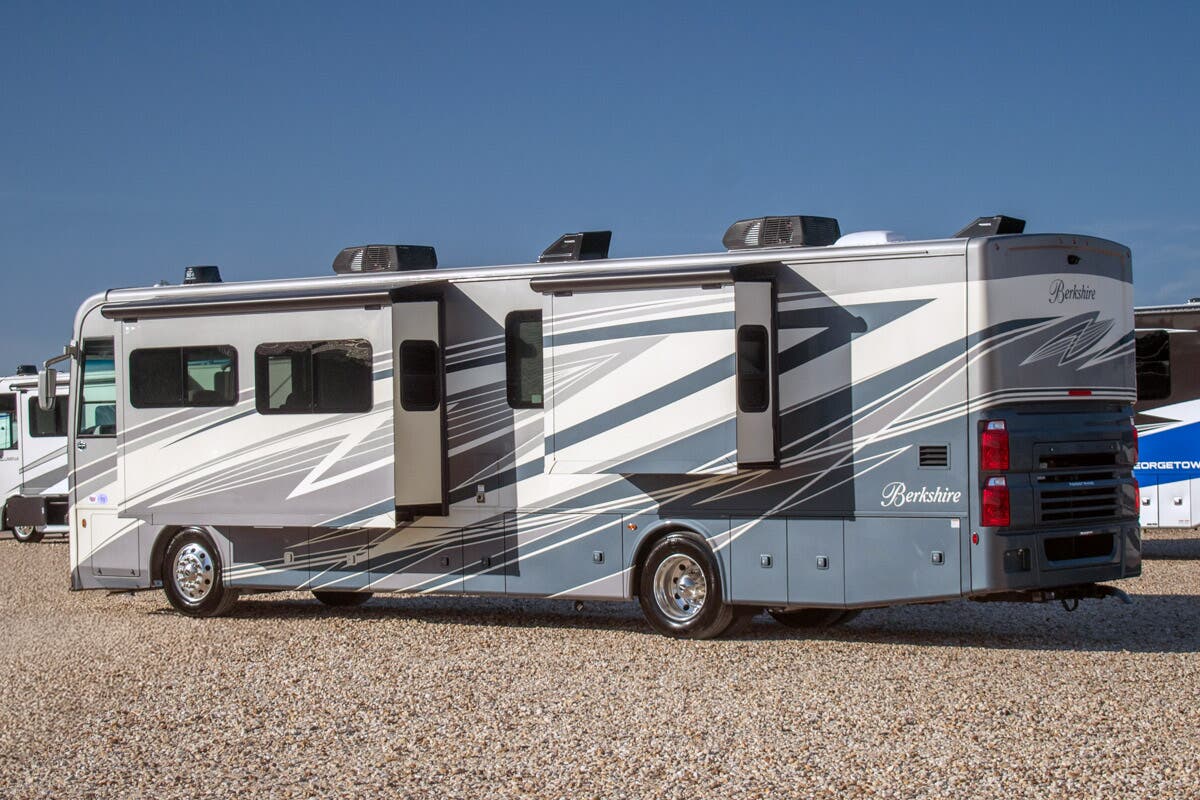 Bus-Stuff.com Class A Rv For Sale