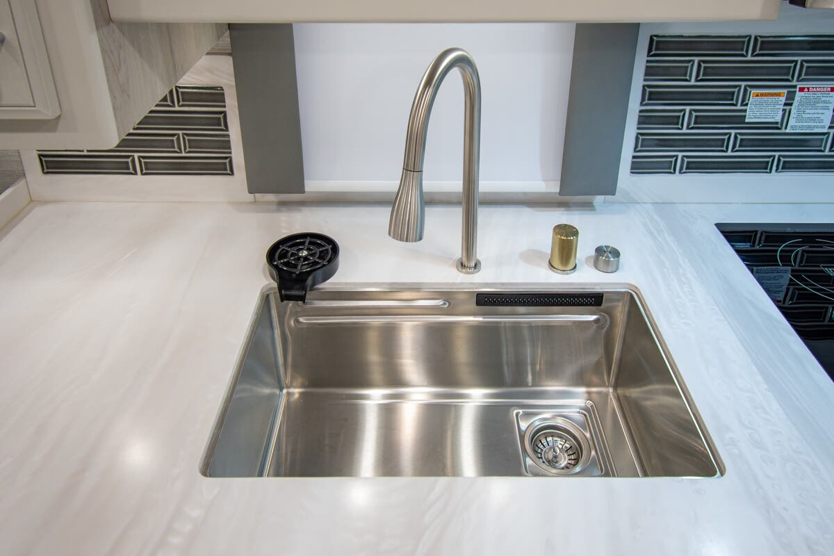 Bus-Stuff.com Class A Rv For Sale