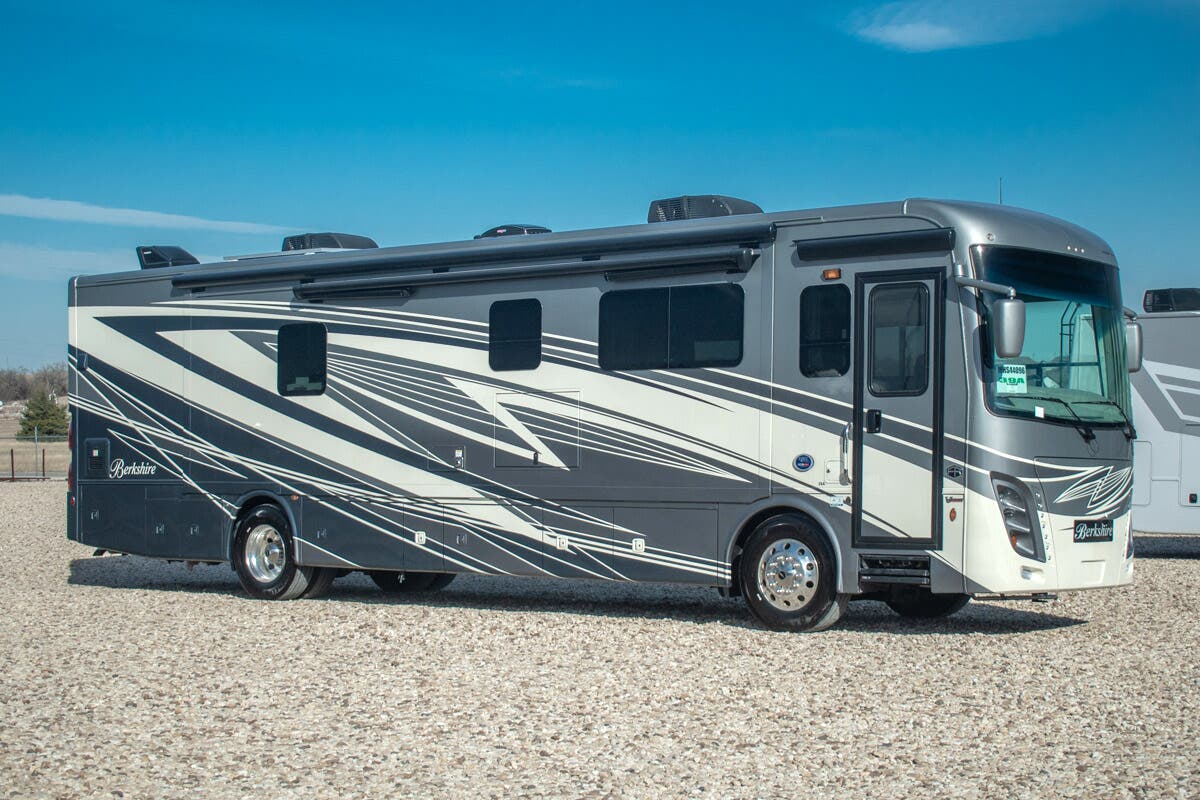 Bus-Stuff.com Class A Rv For Sale