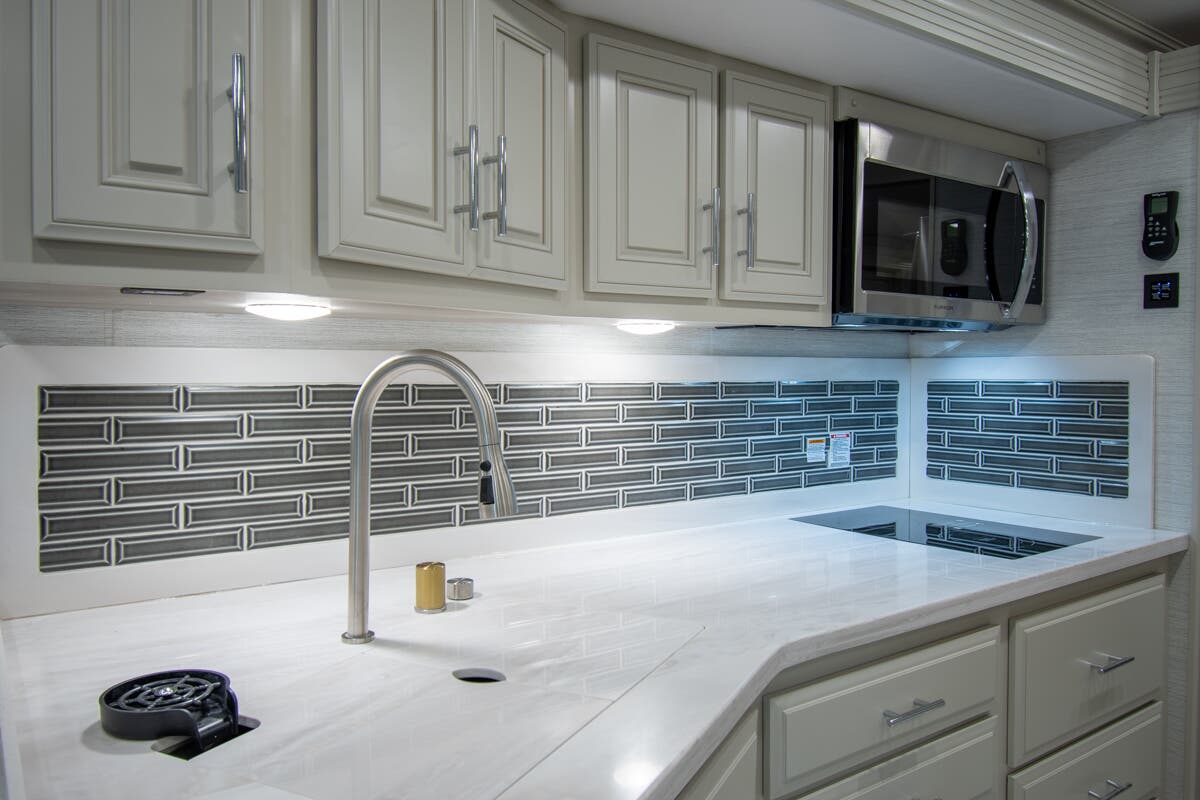 Bus-Stuff.com Class A Rv For Sale