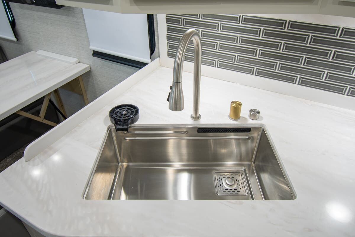 Bus-Stuff.com Class A Rv For Sale