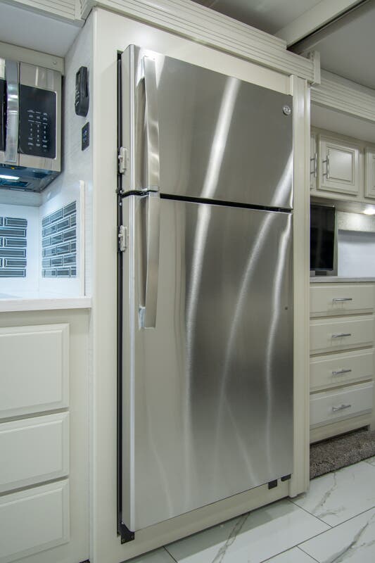 Bus-Stuff.com Class A Rv For Sale