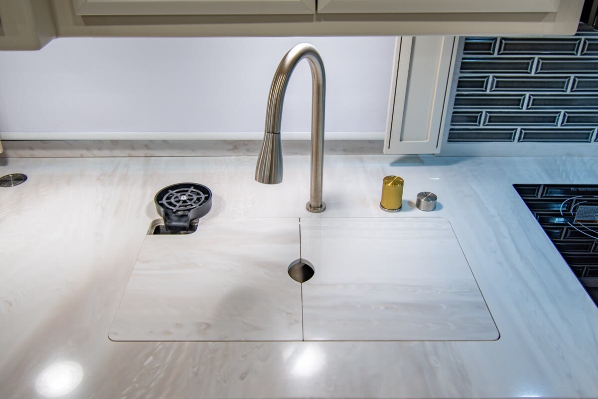 Bus-Stuff.com Class A Rv For Sale