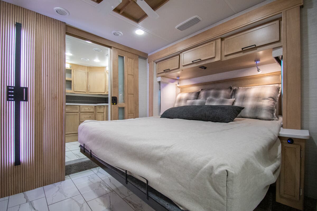 Bus-Stuff.com Class A Rv For Sale