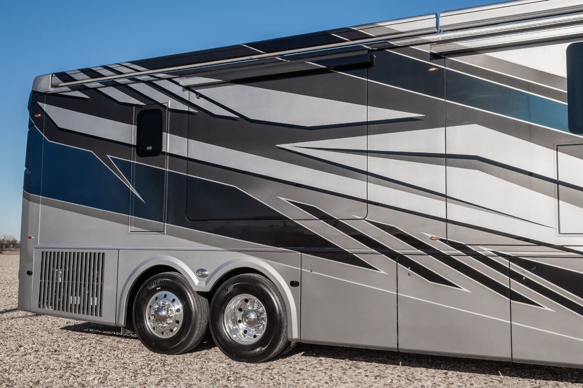 Bus-Stuff.com Class A Rv For Sale