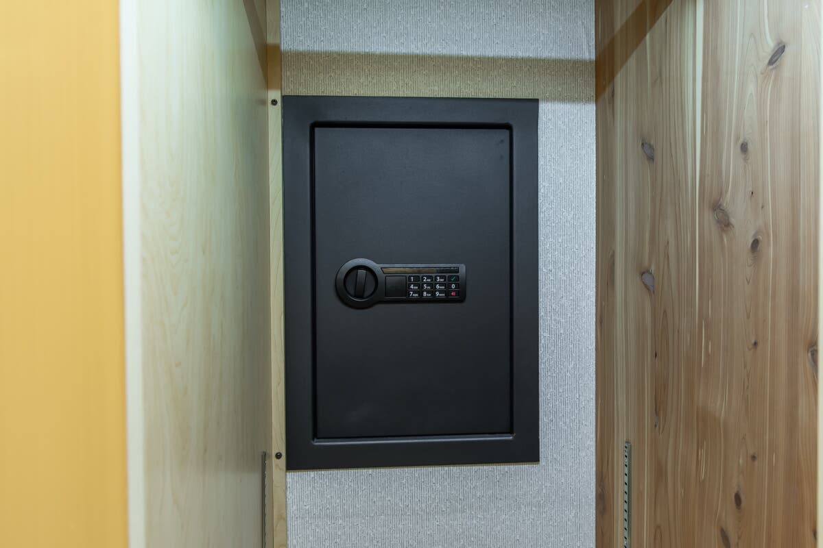 Bus-Stuff.com Class A Rv For Sale