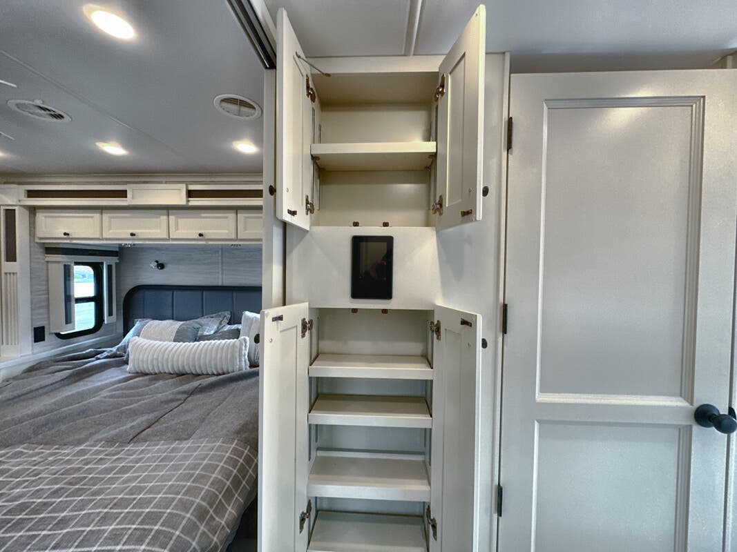 Bus-Stuff.com Class A Rv For Sale