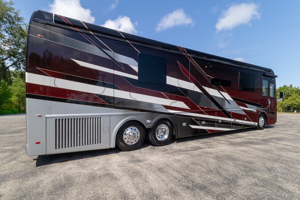 2023 Foretravel For Sale