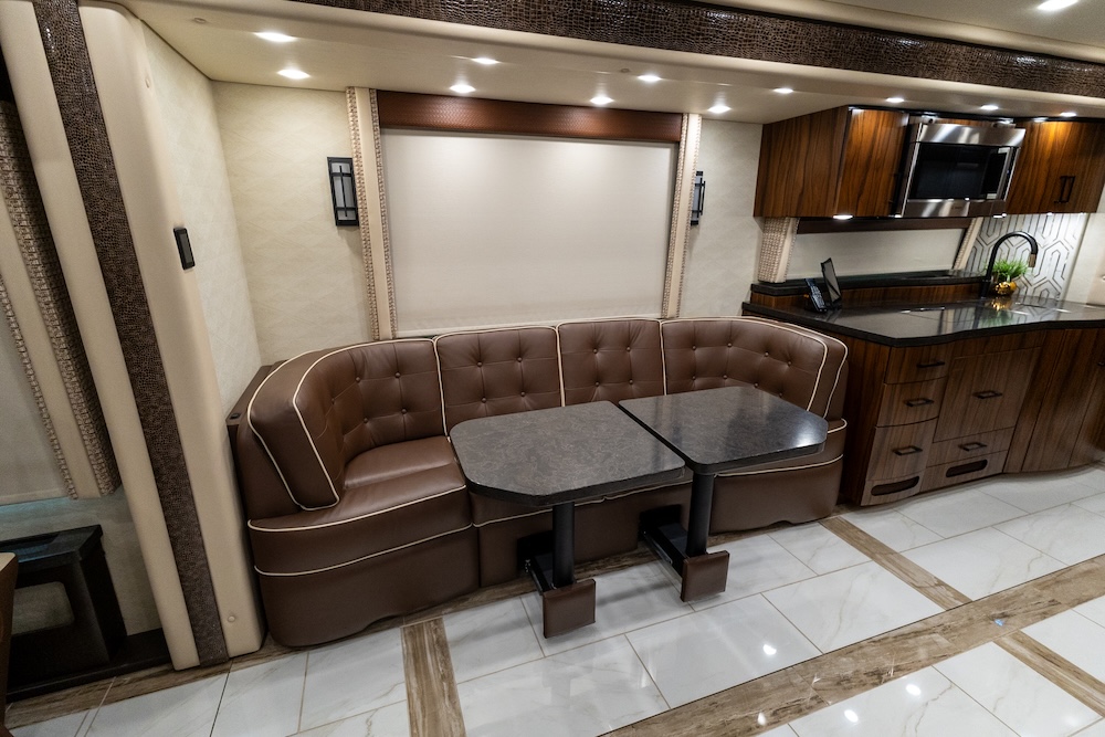 2023 Foretravel For Sale