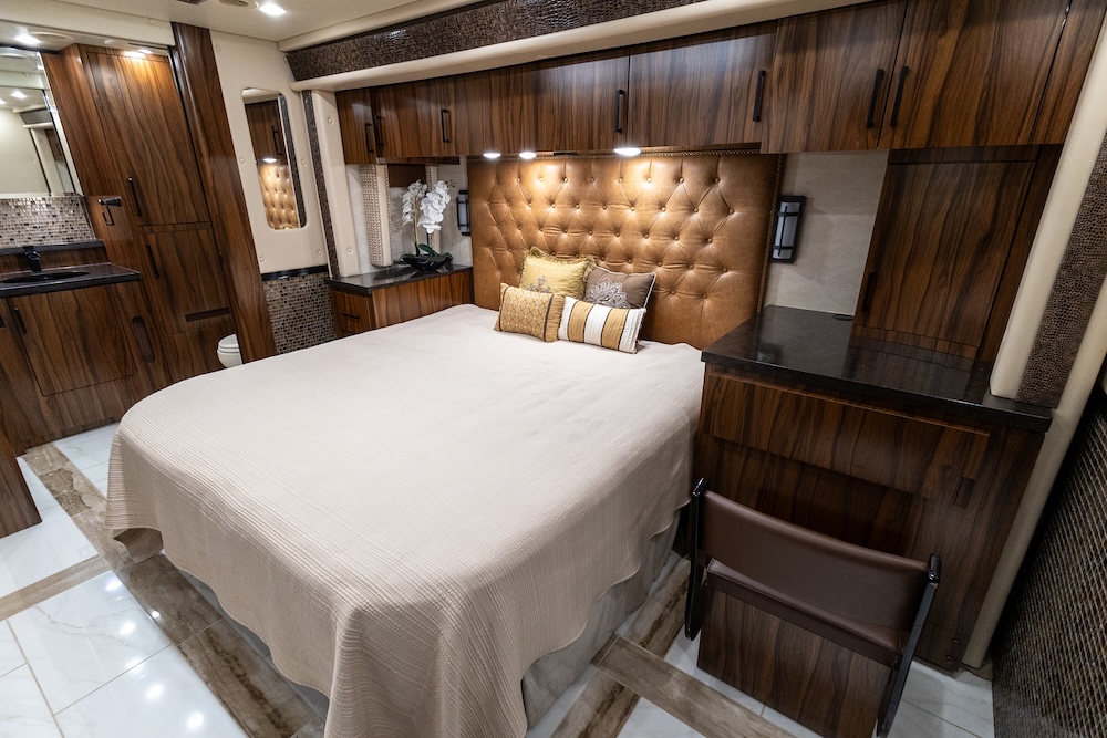 2023 Foretravel For Sale