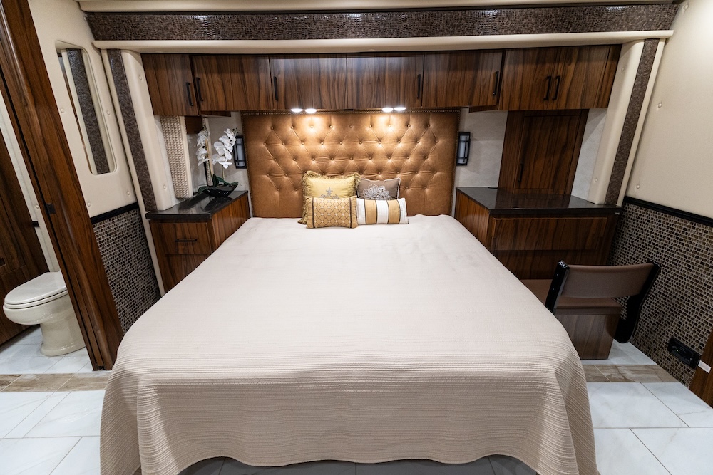 2023 Foretravel For Sale