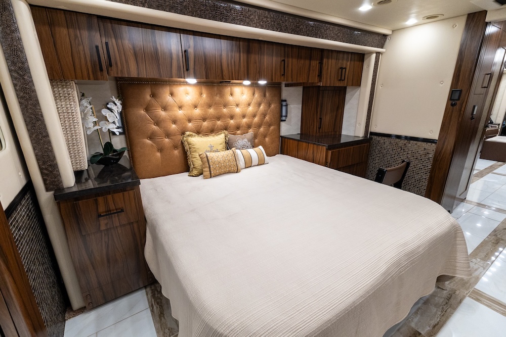 2023 Foretravel For Sale