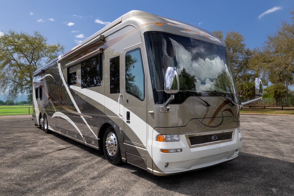 2007 Country CoachFor Sale