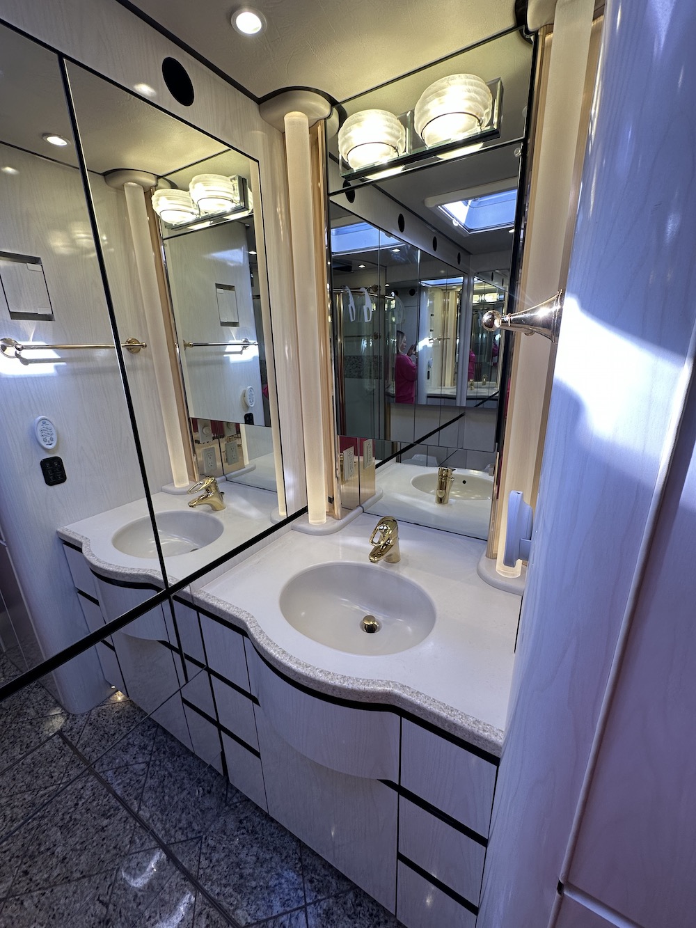 2008 Newell For Sale