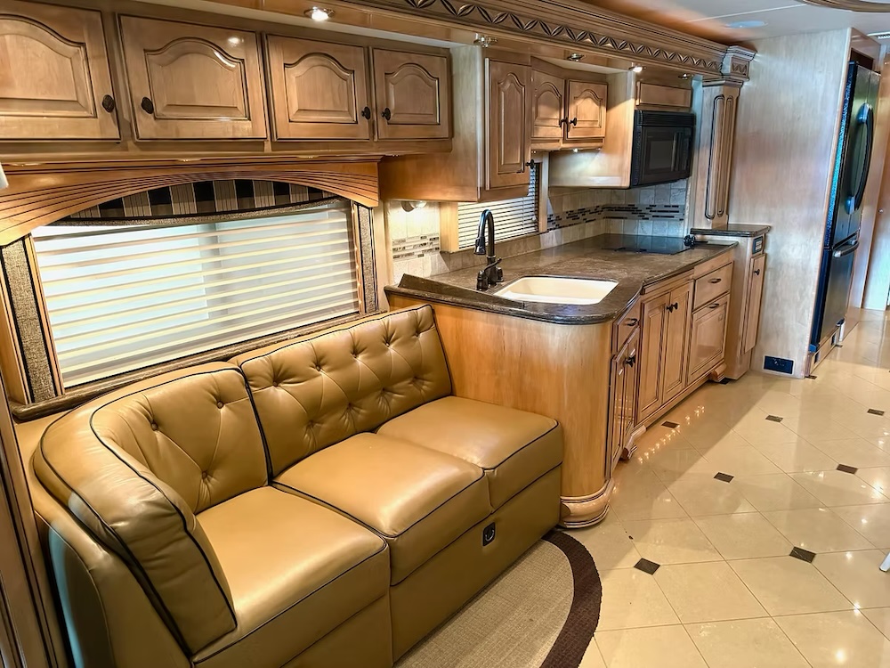 2009 Magna For Sale
