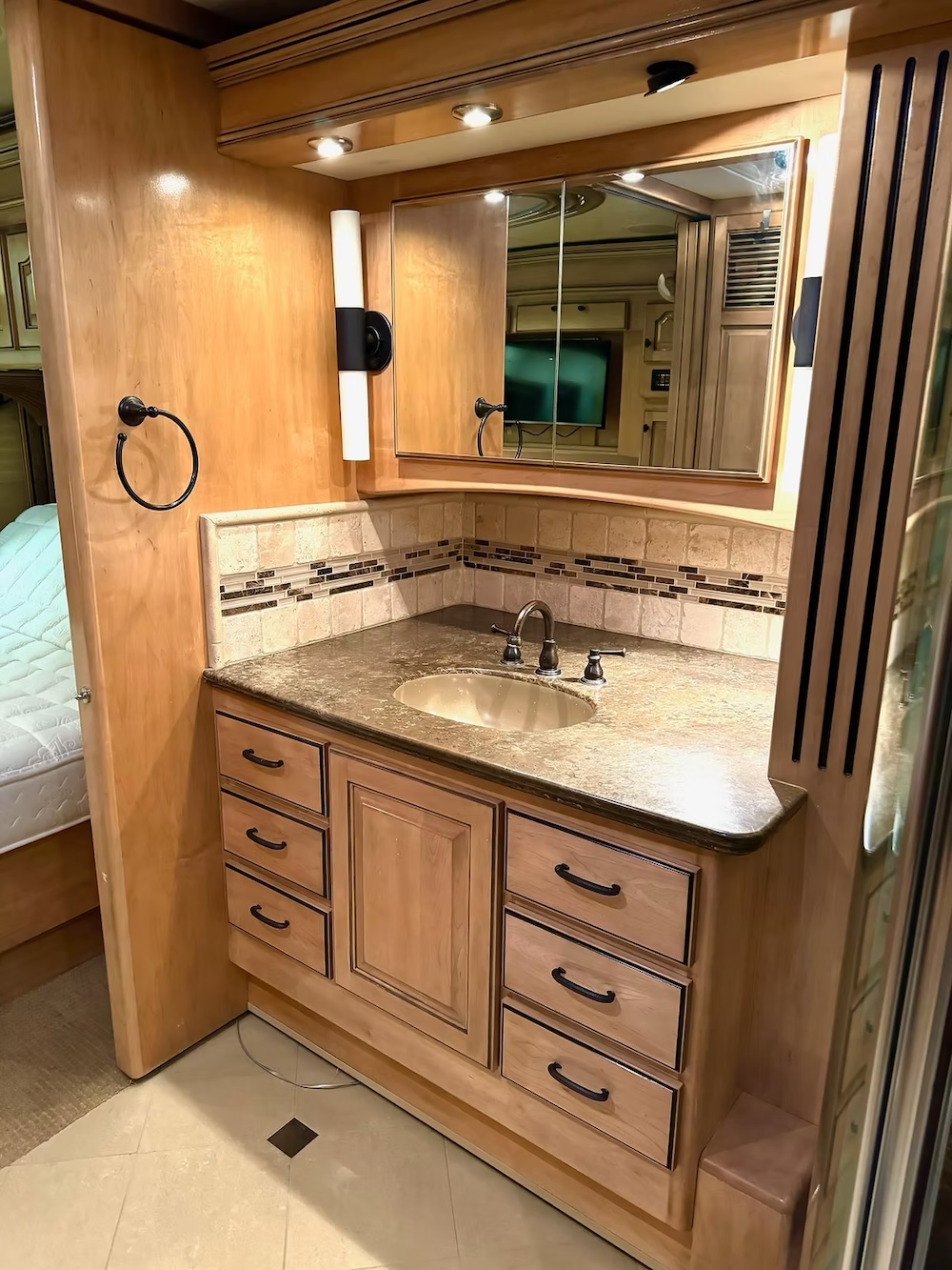 2009 Magna For Sale