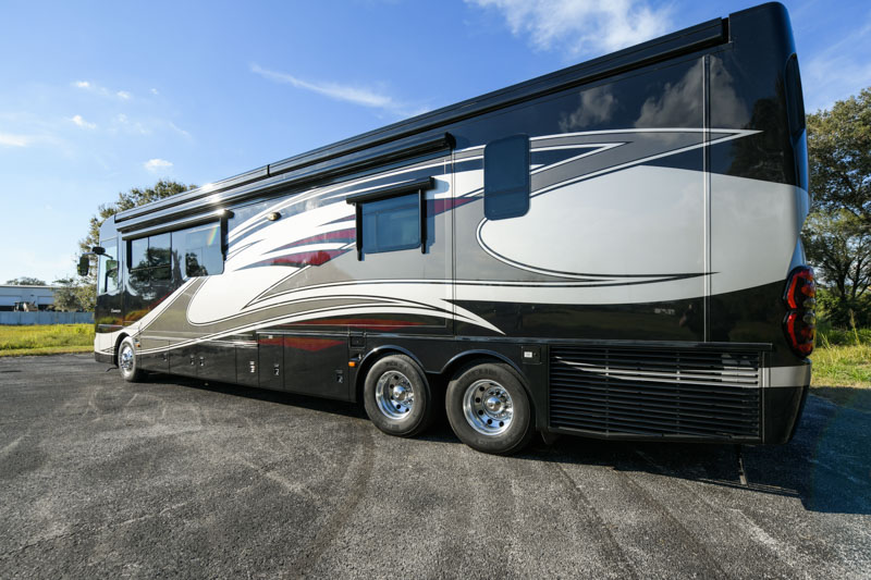 2009 Newmar Essex For Sale