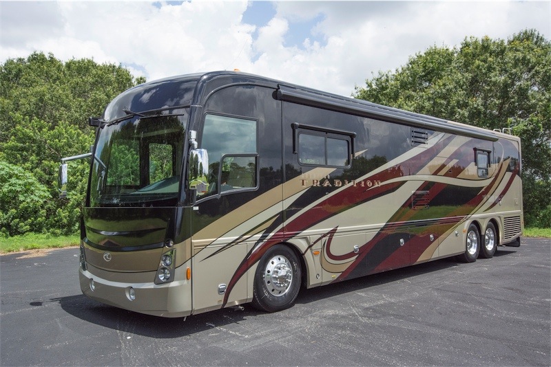 2010 American Coach Tradition 42M Triple Full Wall Slides Bath & Half