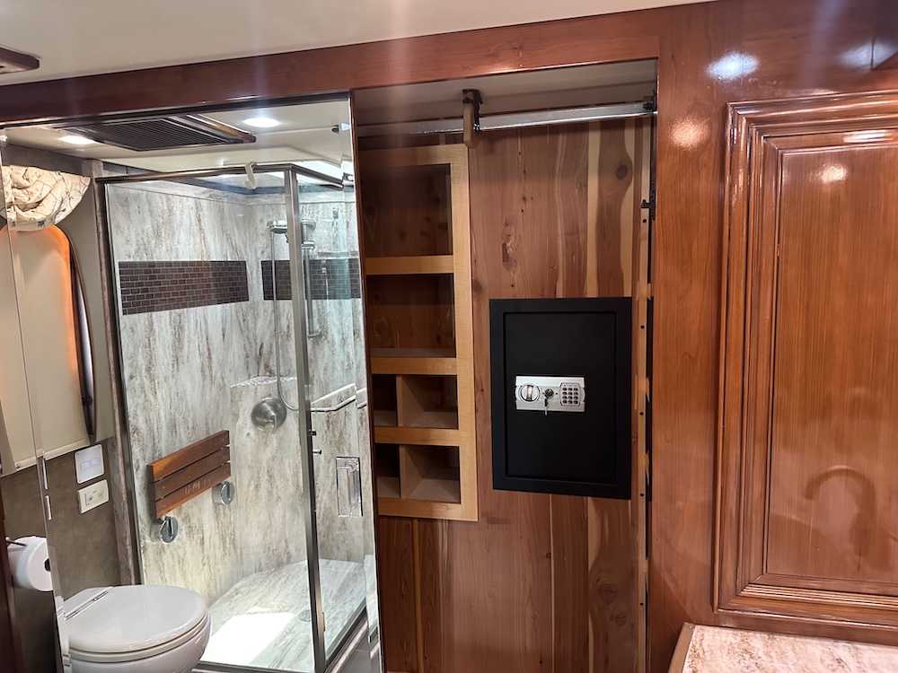 2012 Newmar Essex For Sale