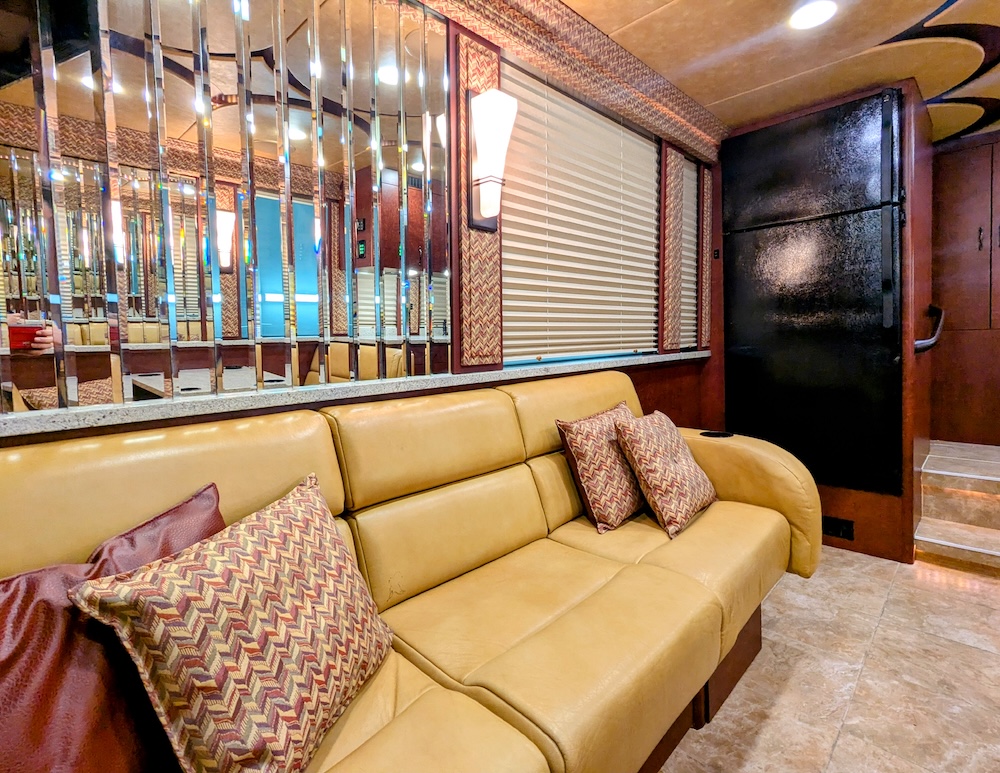 2012 Prevost Nashville Coach For Sale