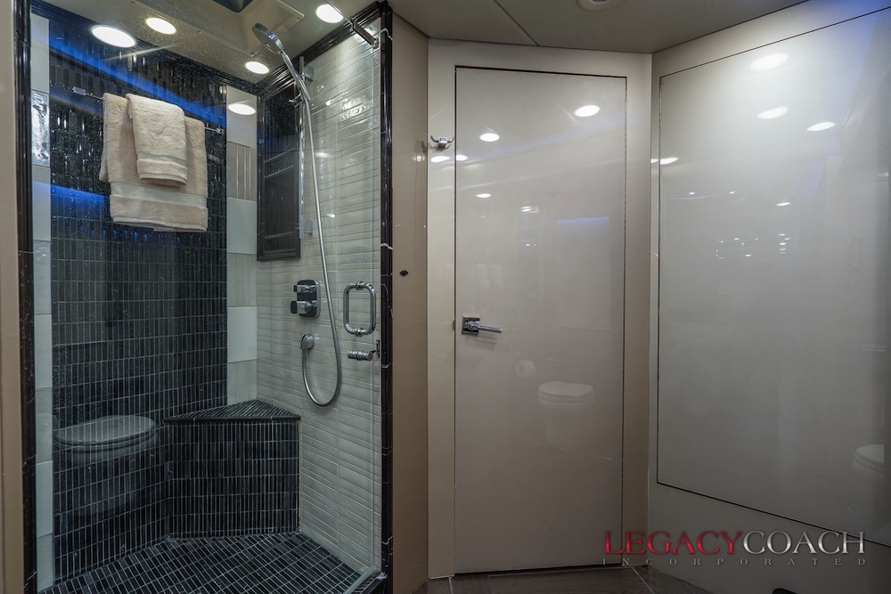 2016 Foretravel For Sale