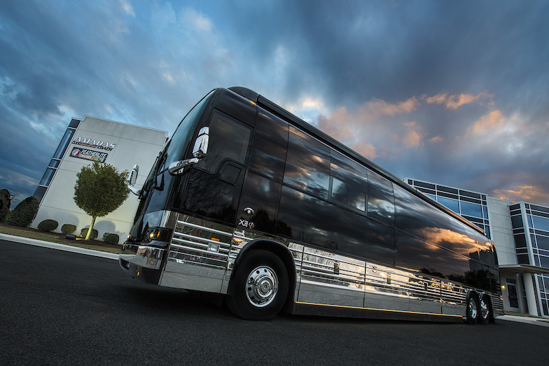 2014 Prevost Featherlite X3Single Slide Executive Coach