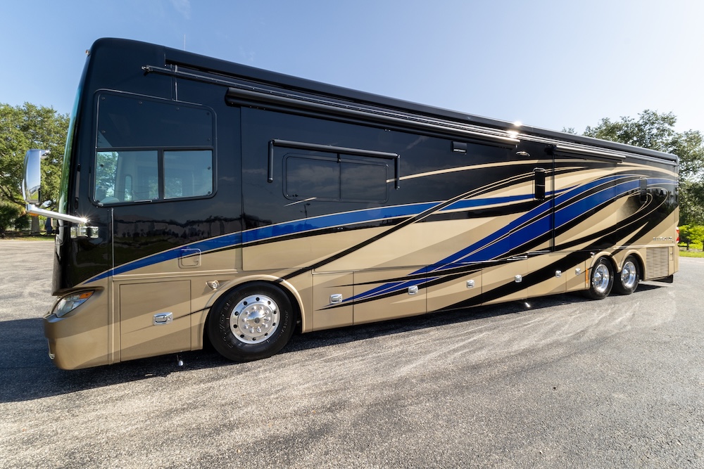 2016 Tiffin For Sale