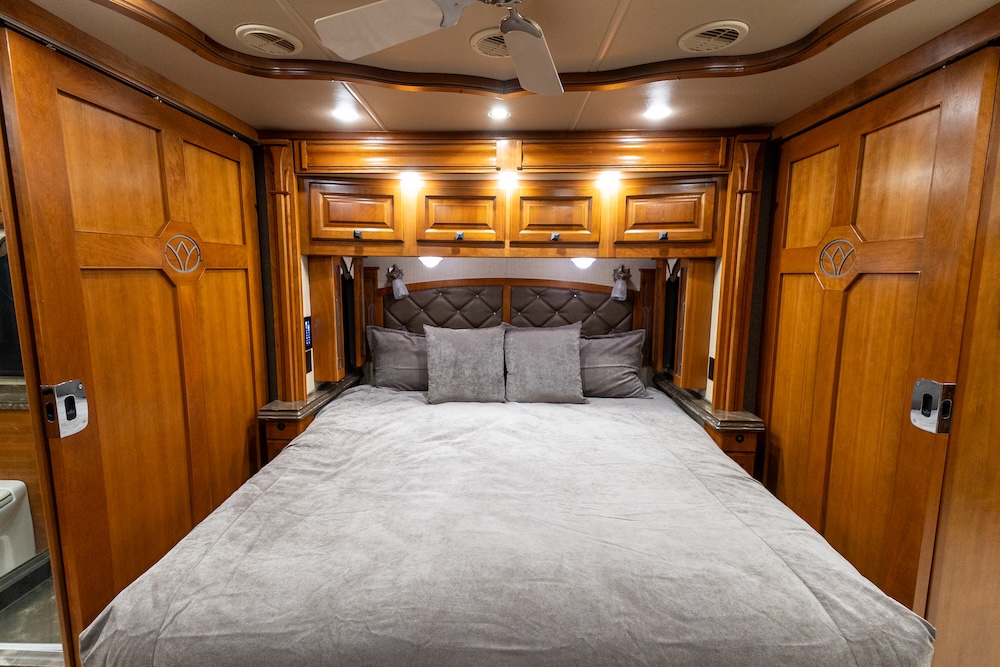 2016 Tiffin For Sale