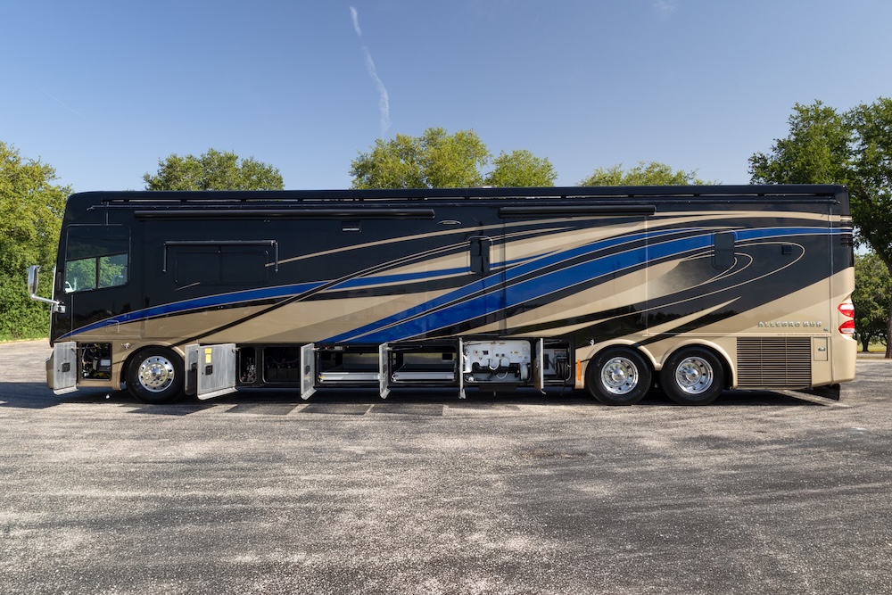 2016 Tiffin For Sale