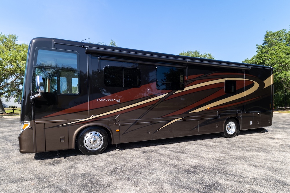 2017 Newmar Ventana  For Sale