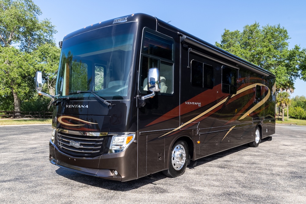 2017 Newmar Ventana  For Sale