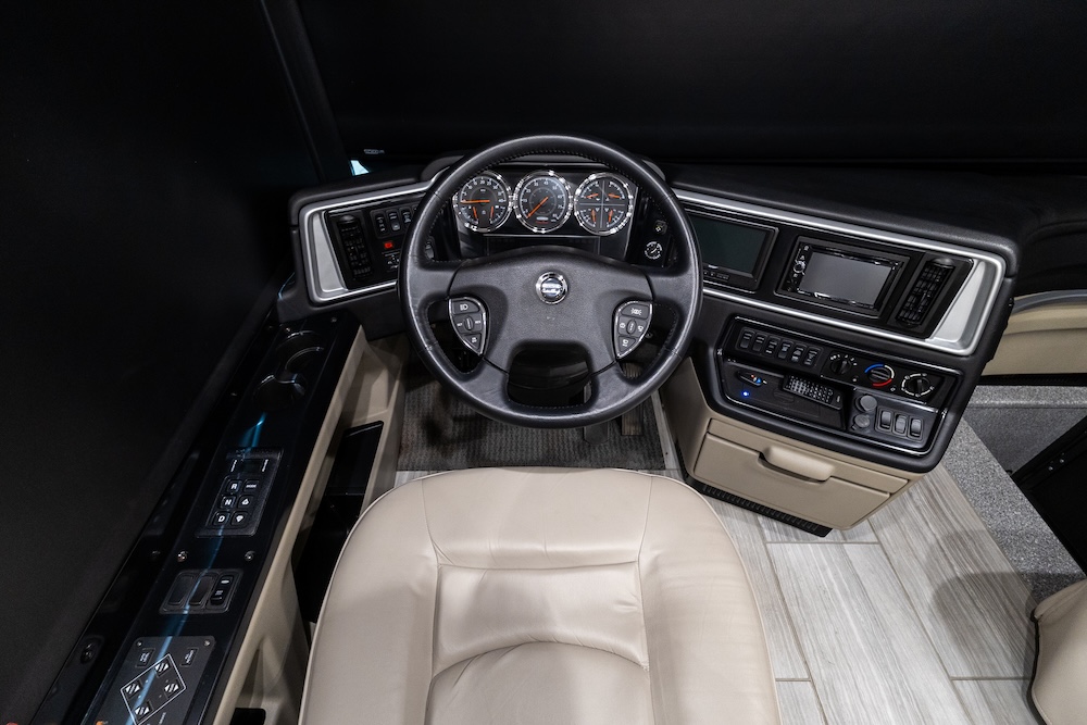 2017 Newmar Ventana  For Sale