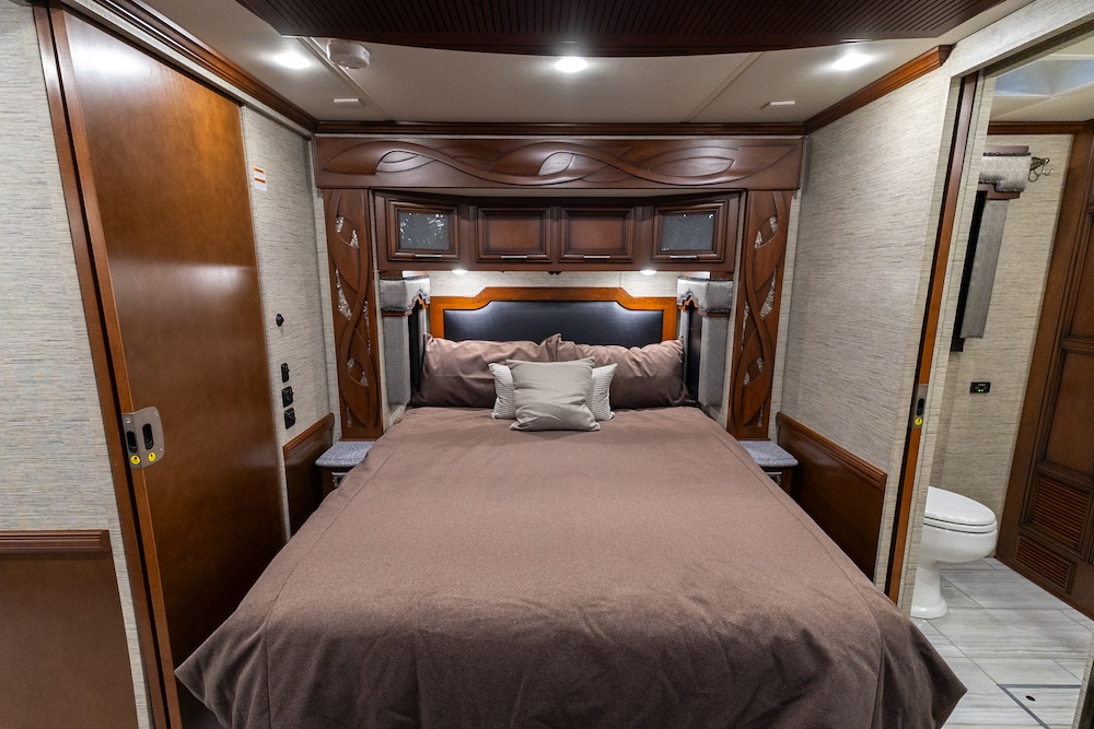 2017 Newmar Ventana  For Sale