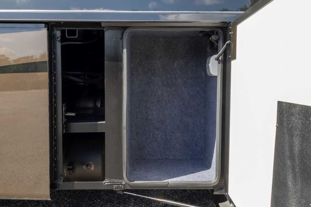 2017 Newmar Ventana  For Sale