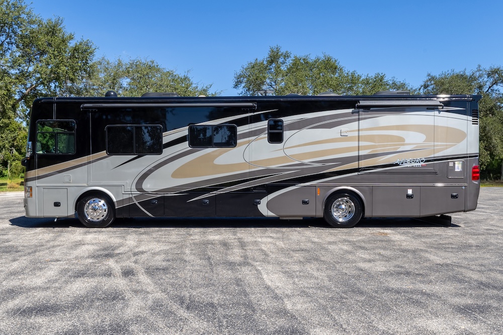 2017 Tiffin For Sale