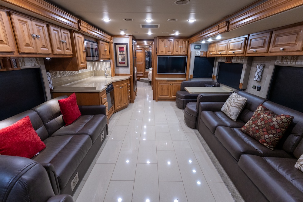 2017 Tiffin For Sale