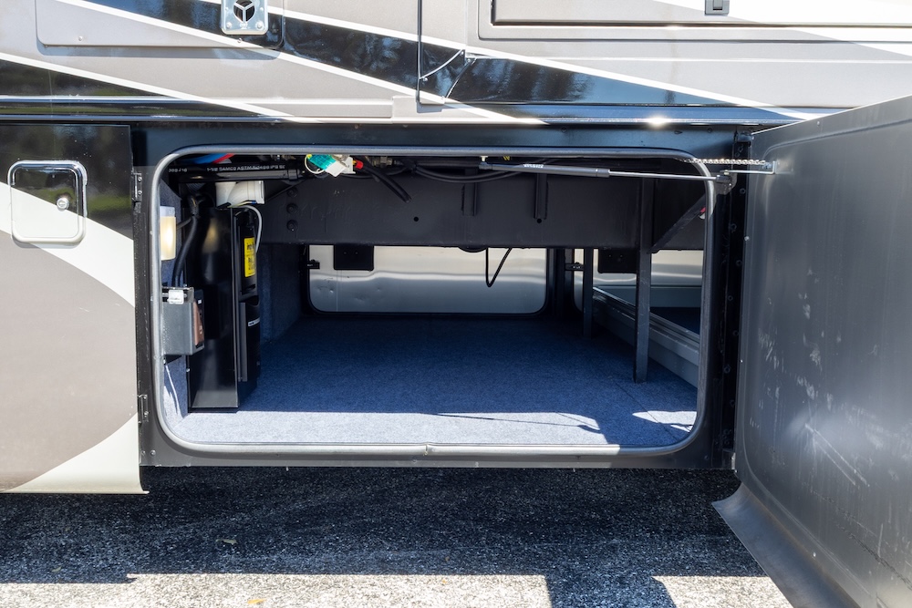 2017 Tiffin For Sale