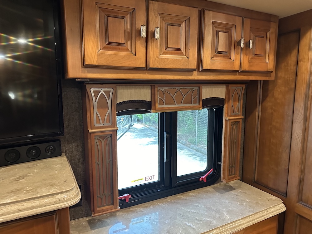 2017 Tiffin Allegro For Sale