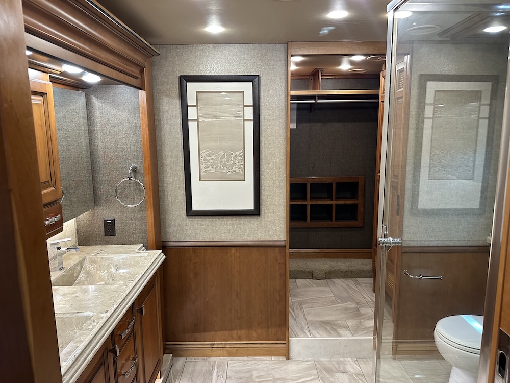 2017 Tiffin Allegro For Sale