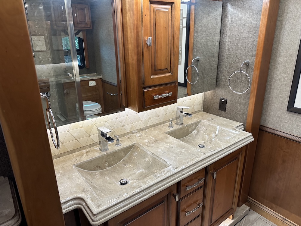 2017 Tiffin Allegro For Sale