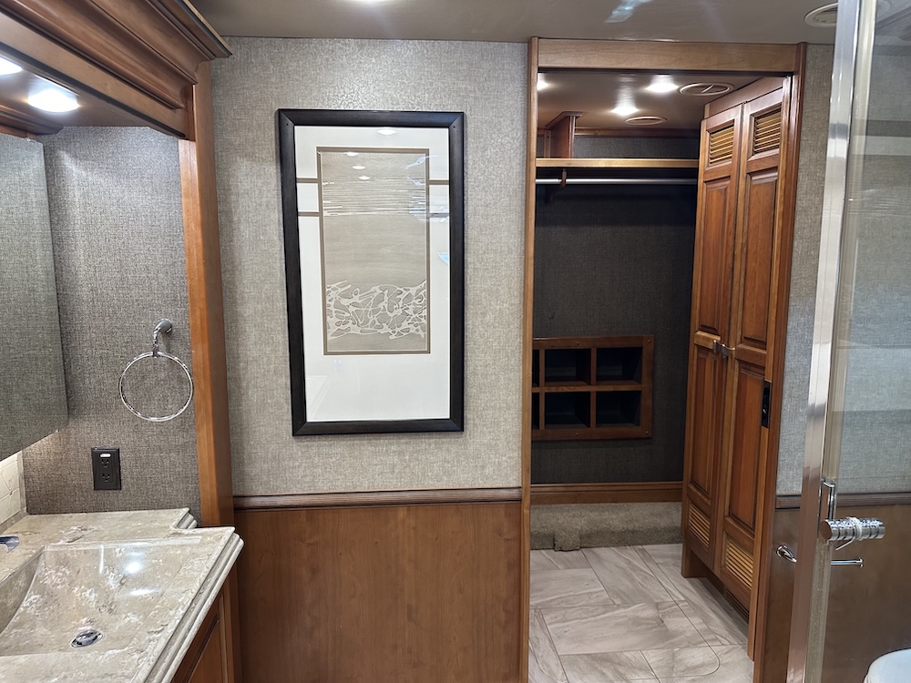2017 Tiffin Allegro For Sale
