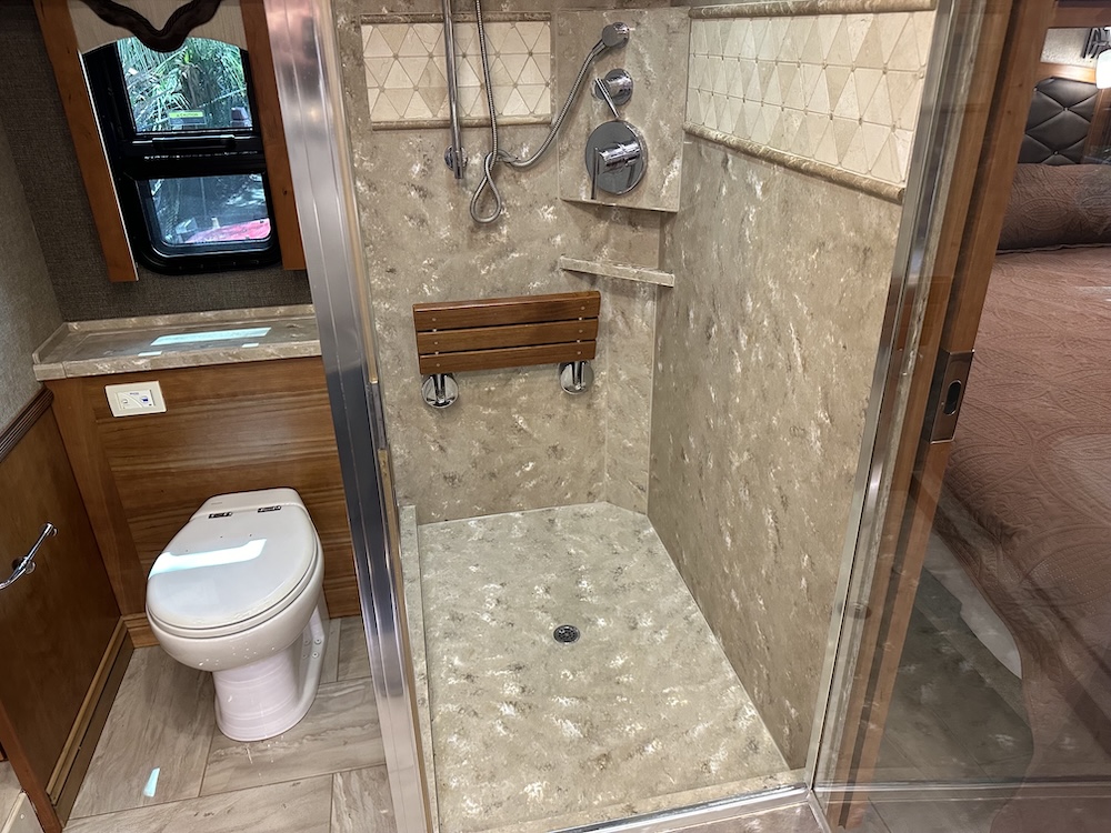 2017 Tiffin Allegro For Sale