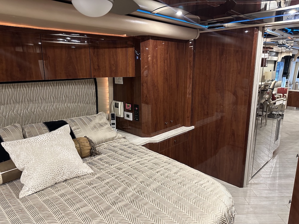 2017 Tiffin Allegro For Sale