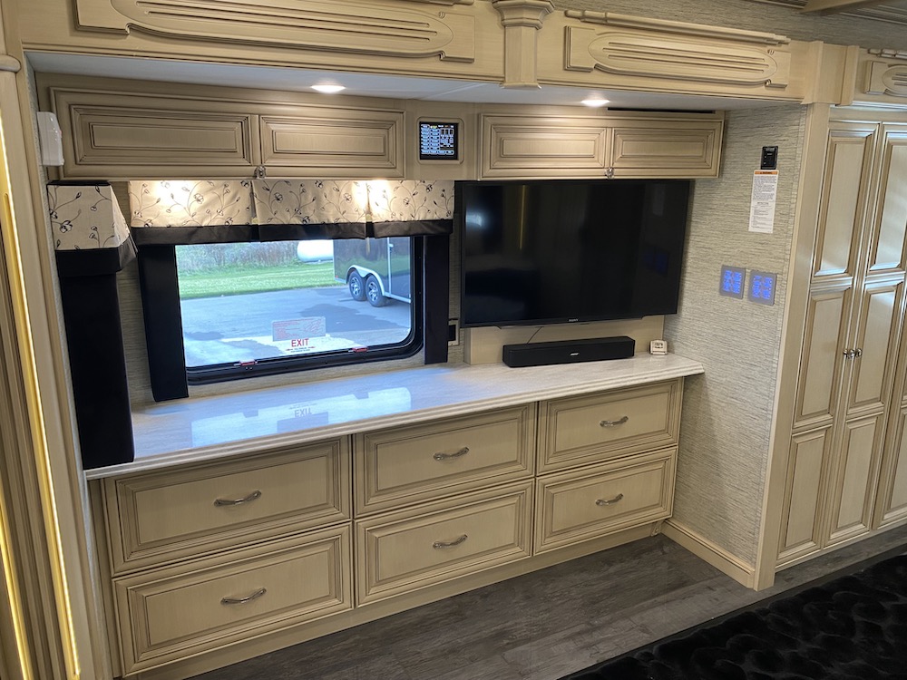 2018 Newmar Essex For Sale