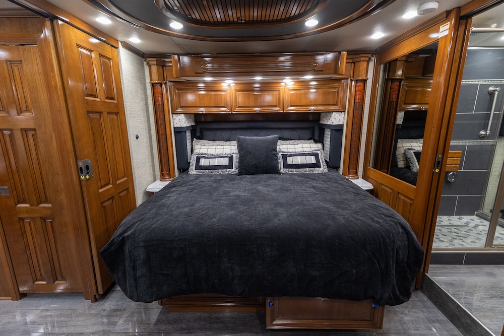 2018 Newmar Essex For Sale