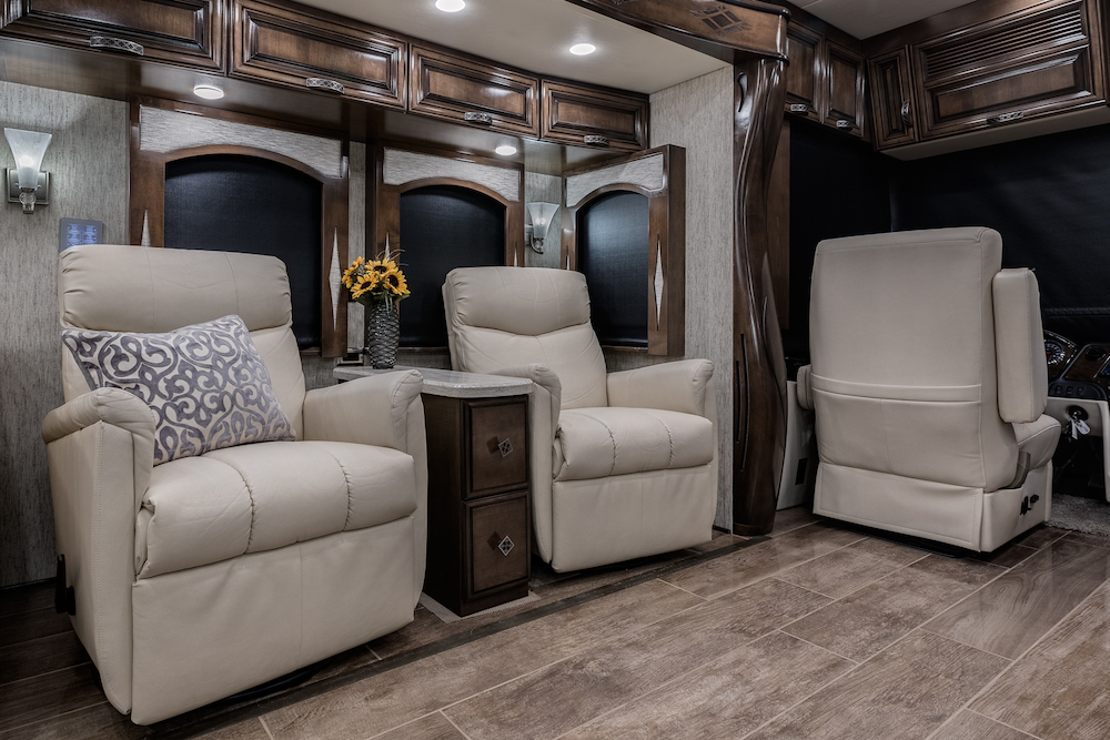 2018 Prevost Newmar London Aire For Sale