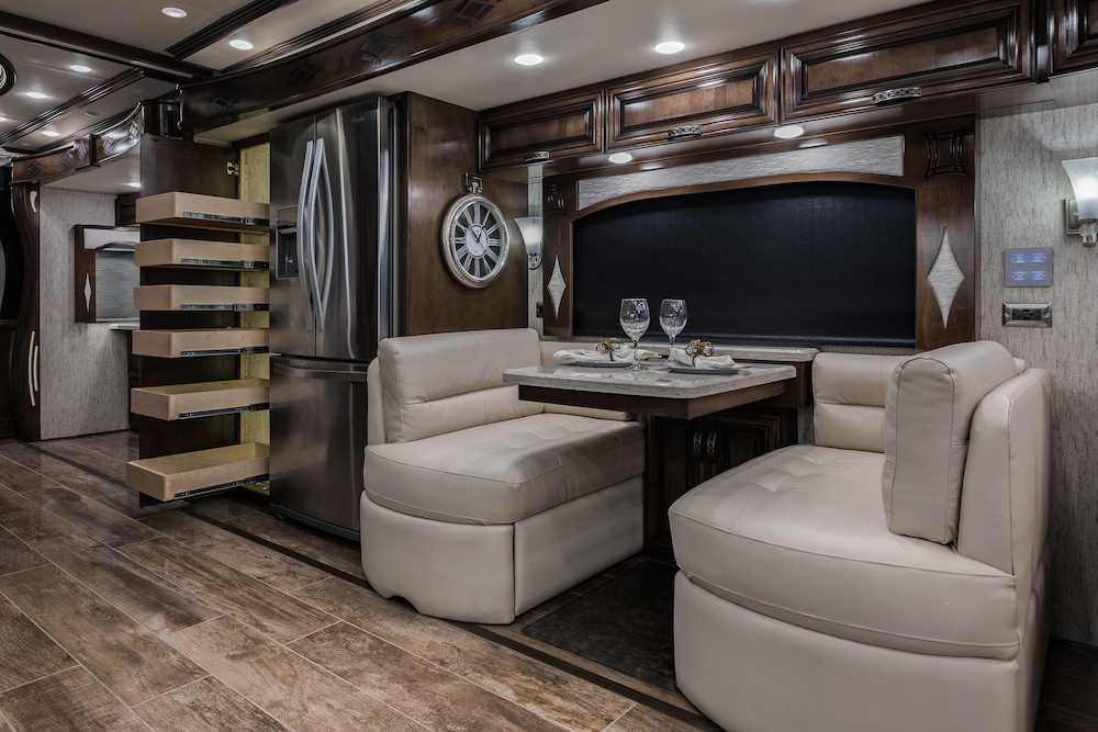 2018 Prevost Newmar London Aire For Sale