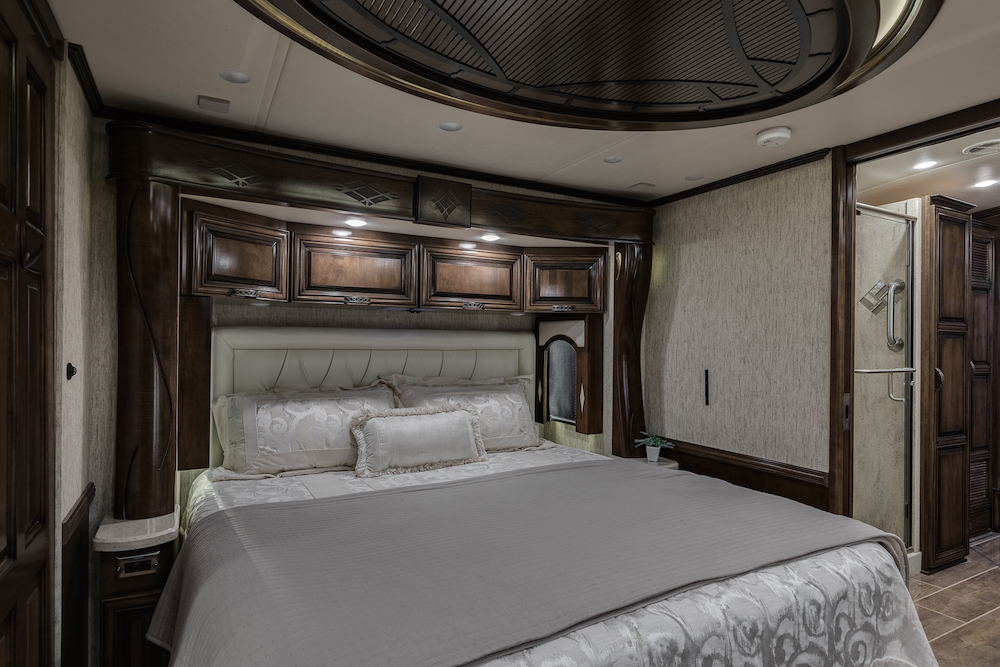 2018 Prevost Newmar London Aire For Sale